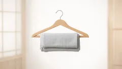 ニットが伸びないハンガー収納のコツ、肩が出ない折り返し掛けを解説