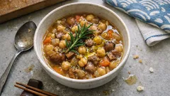 ひよこ豆と栗でほっと温まる、イタリア風スープ「ズッパ・チェーチ・エ・カスターニェ」の作り方