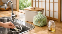 コバエ対策は仕組みで勝つ 夏のキッチンで増やさない発生源チェック