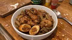 ポン酢1本で味が決まる、手羽元とゆで卵のさっぱり煮—ごはんが進む定番おかず