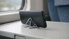 ゼムクリップ1本でできる簡易スマホスタンドの作り方と使うときの注意点