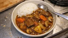 圧力鍋でほろほろに。牛タンの濃厚カレーを15分加圧で作るレシピ