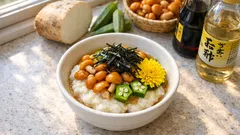 なめことオクラのみぞれ和え—長いもをたたいて“雪食感”、減塩でもおいしい小鉢