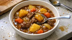 レンジ下ごしらえで30分!ごろっと野菜カレーを濃いめ&とろっと仕上げるコツ